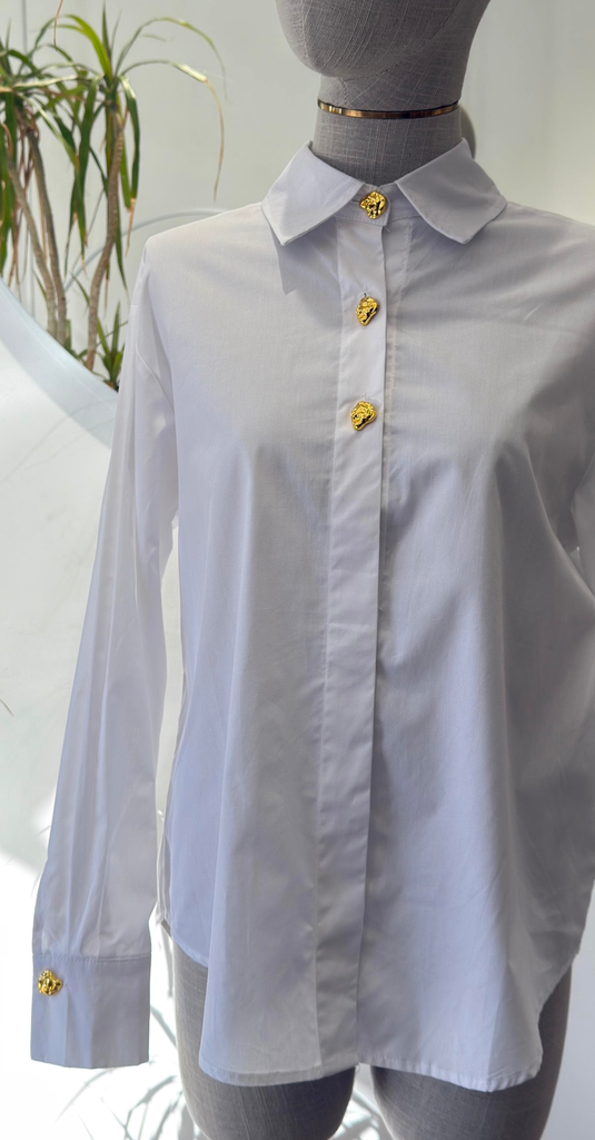 Camisa botón dorado